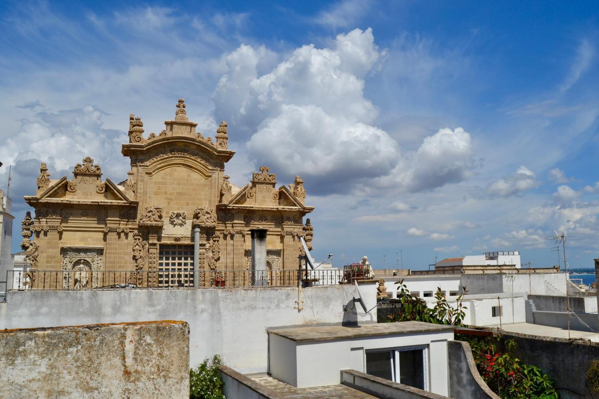 Kallistos Suites & Apartments Gallipoli Dış mekan fotoğraf