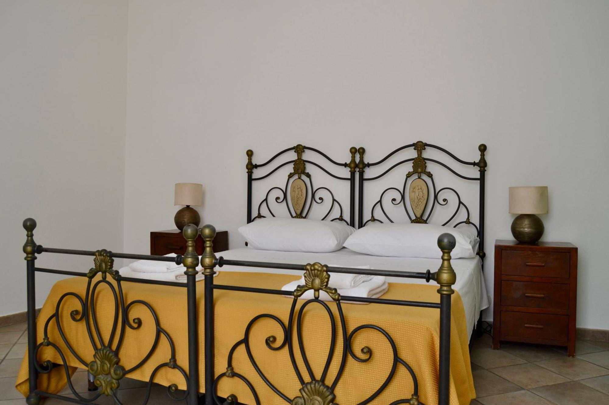 Kallistos Suites & Apartments Gallipoli Dış mekan fotoğraf