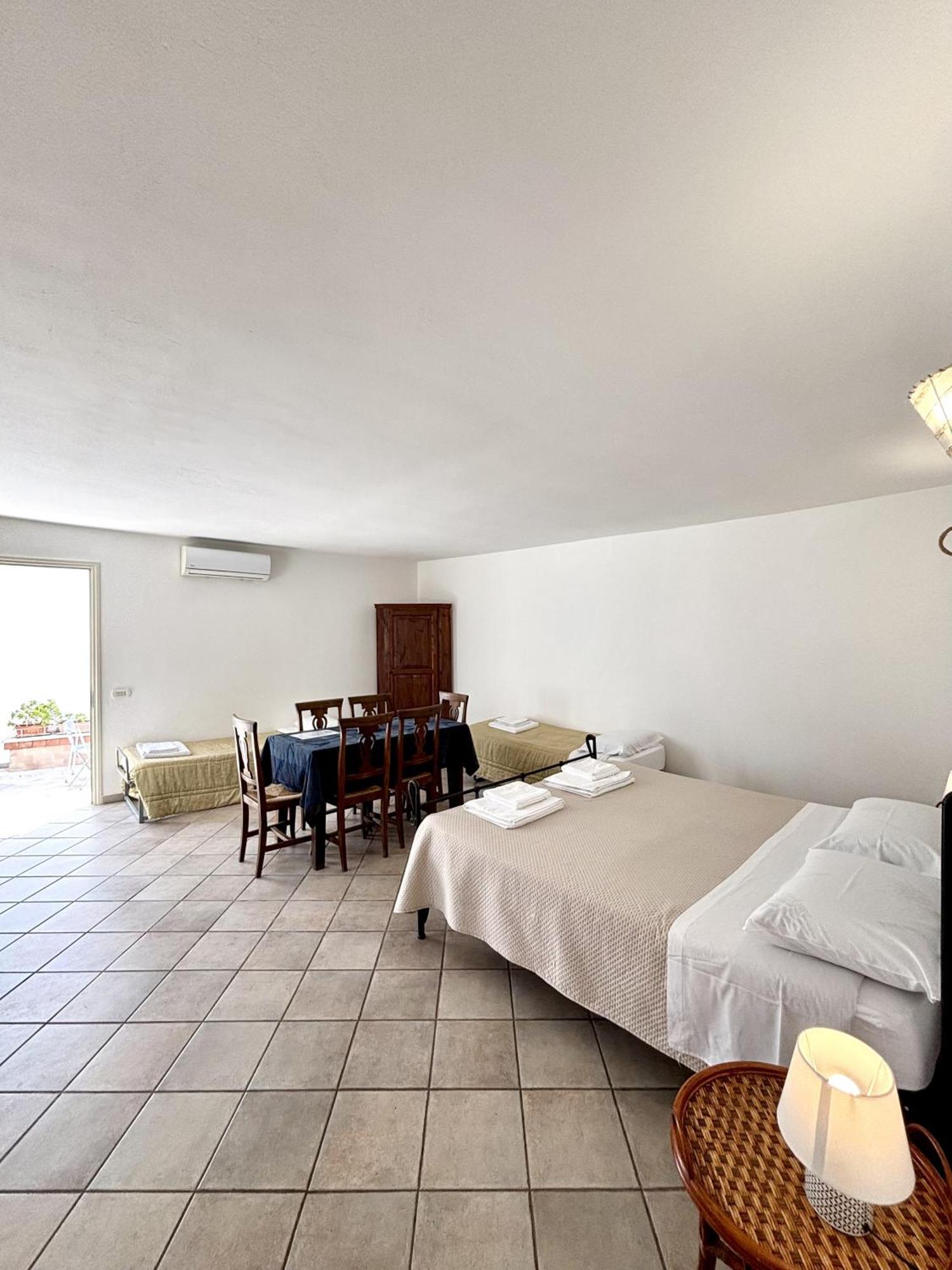 Kallistos Suites & Apartments Gallipoli Dış mekan fotoğraf