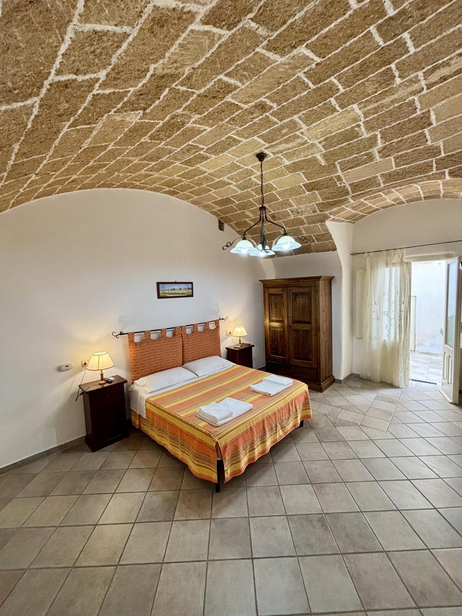 Kallistos Suites & Apartments Gallipoli Dış mekan fotoğraf
