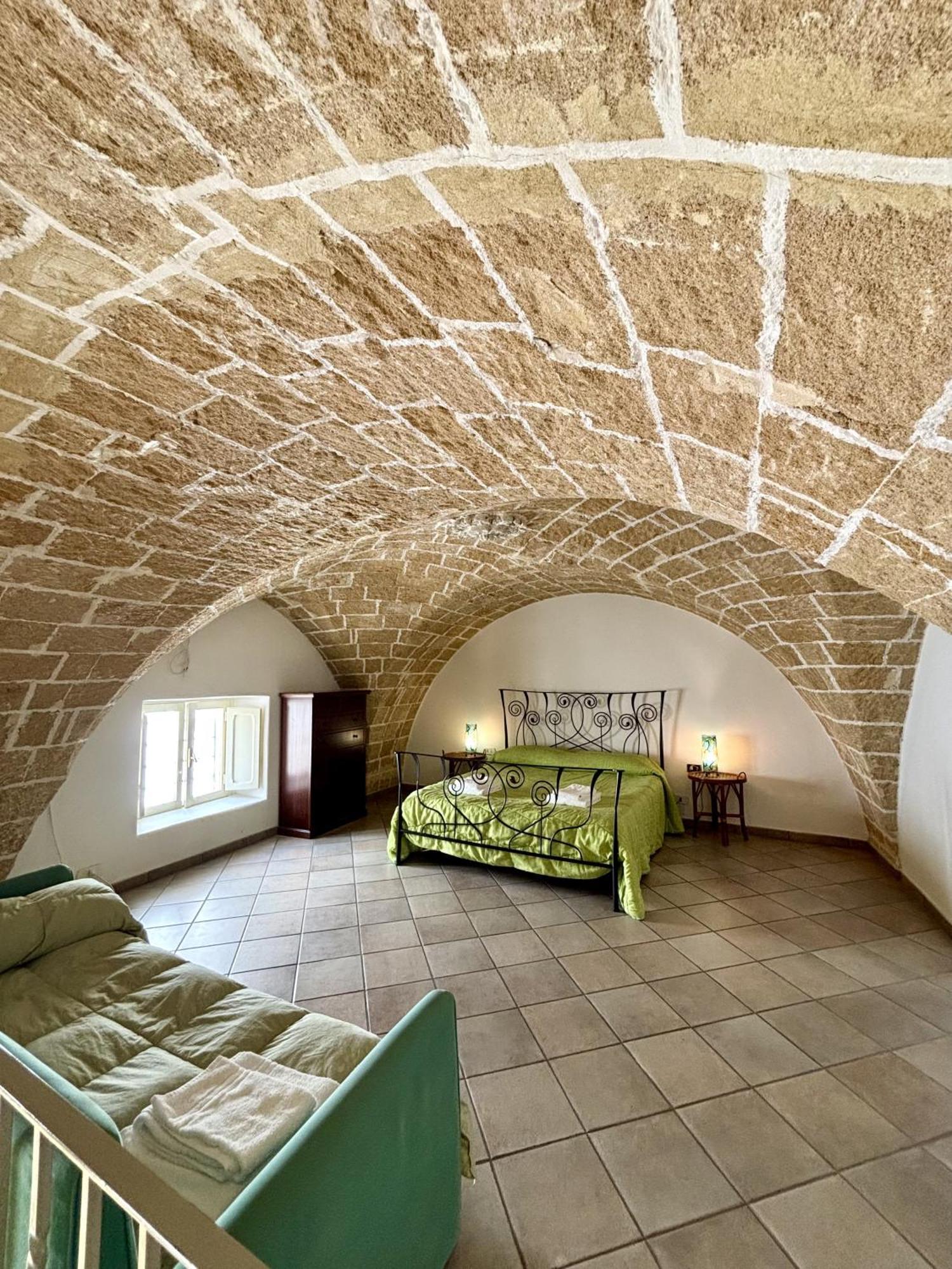 Kallistos Suites & Apartments Gallipoli Dış mekan fotoğraf